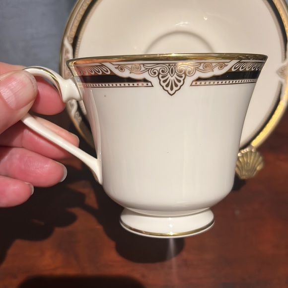 ROYAL DOULTON Andover Cup and Saucer Set,  Fine Bone China England - Picture 5 of 10